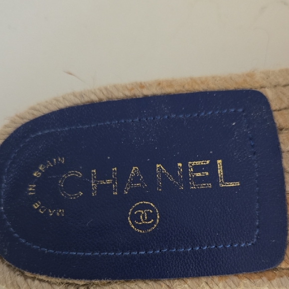 Blue and White Checkered Slides - Picture 2 of 7